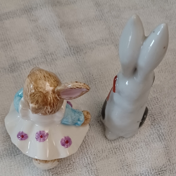 Vintage Porcelain Rabbits - Picture 2 of 5